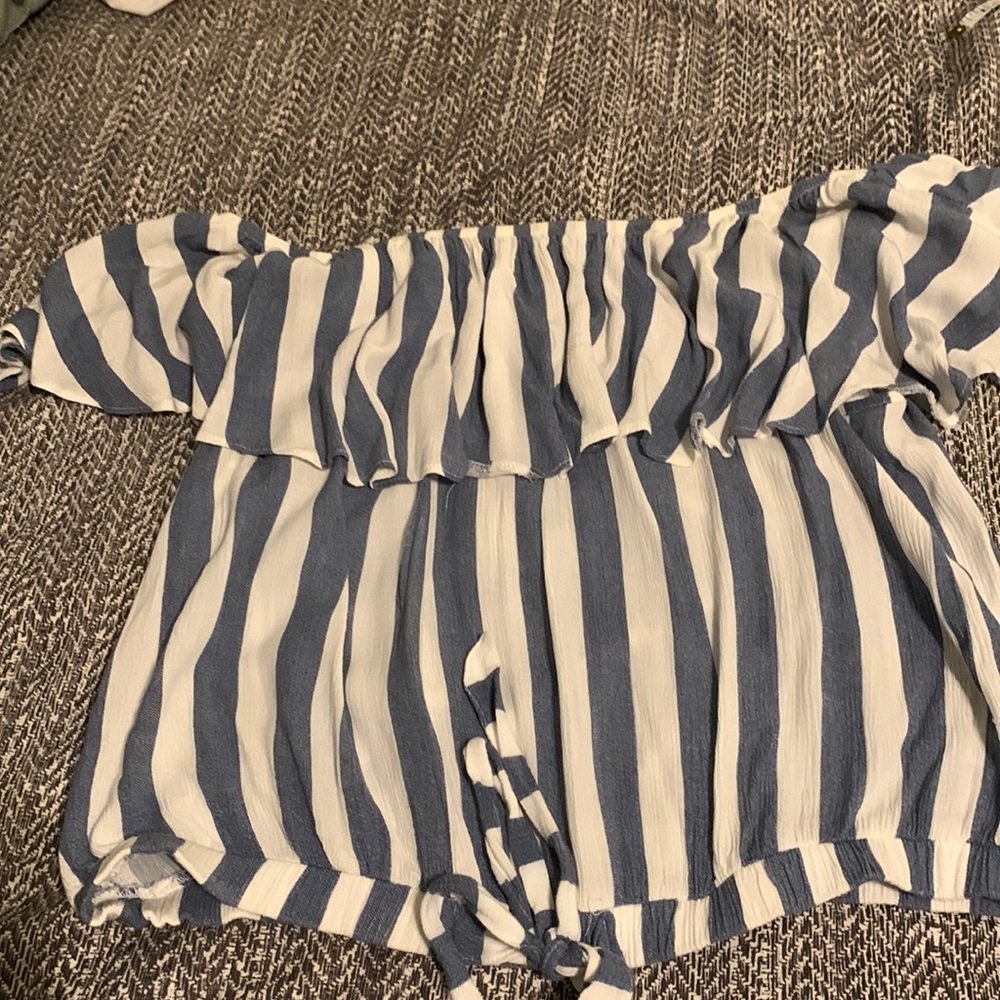 American eagle off shoulder top